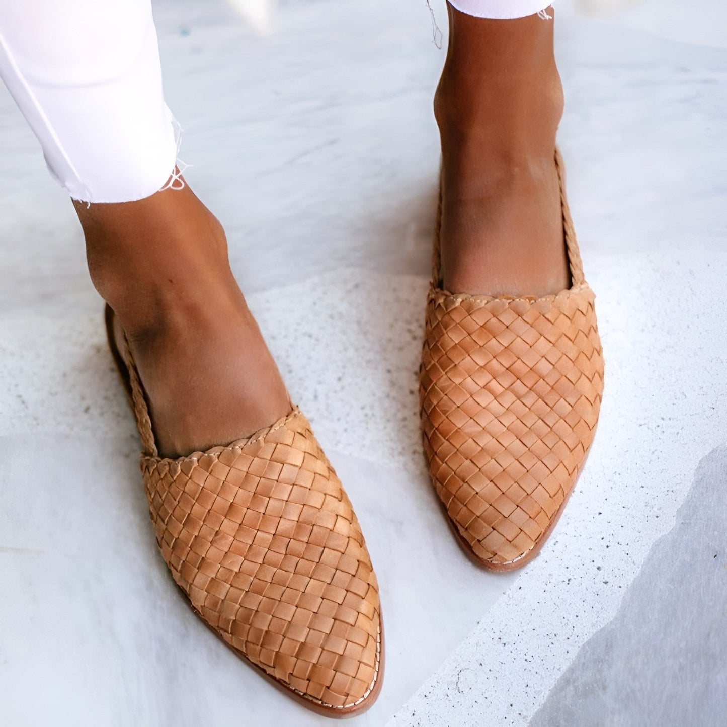 Whisper – Sandalias elegantes de cuero trenzado para mujeres