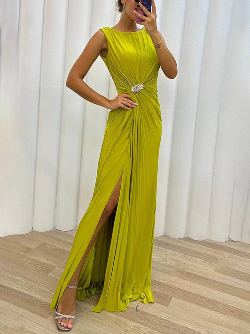 Vestido de Noche Maxi Plisado Davine