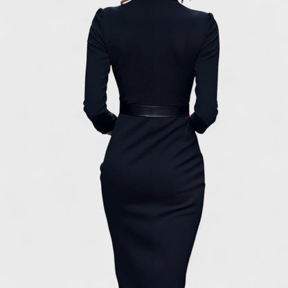 Naomi | Vestido negro refinado
