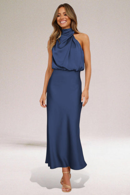 Élodie™ | Vestido de satén glamoroso con cuello halter.