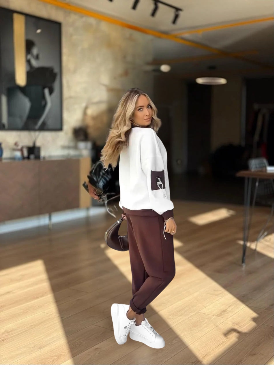 ALINA – CONJUNTO COMPLETO BICOLOR CON ESCOTE EN V SUAVE