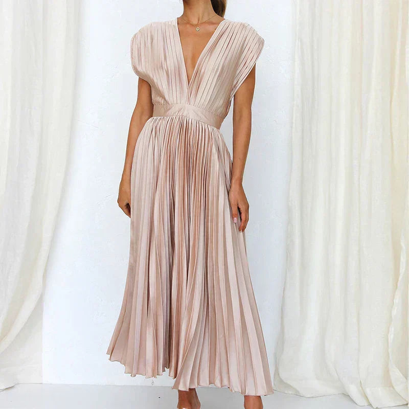 Adele - Vestido maxi con escote en V y pliegues