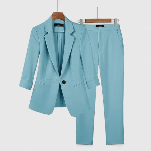REESE – CONJUNTO DE BLAZER Y PANTALONES ELEGANTE