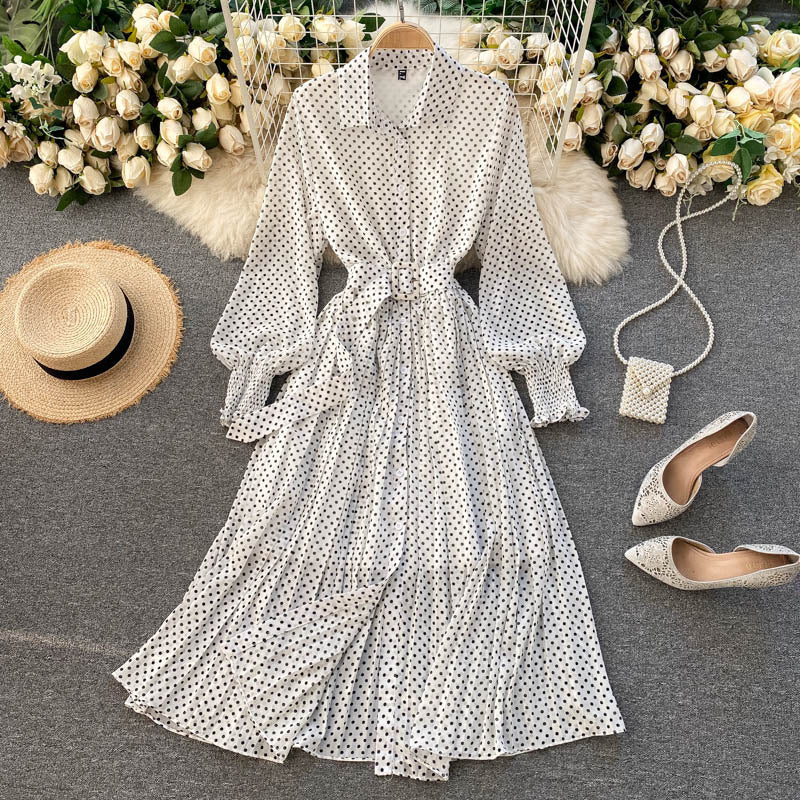Vestido Plisado de Chifón con Lunares