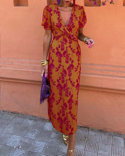 Aria™ - Elegante Vestido Maxi con Escote en V y Patrón de Hojas