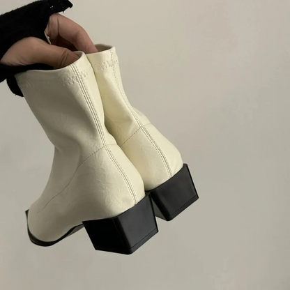 Daniela | Botines de mujer elegantes con punta y tacón bloque