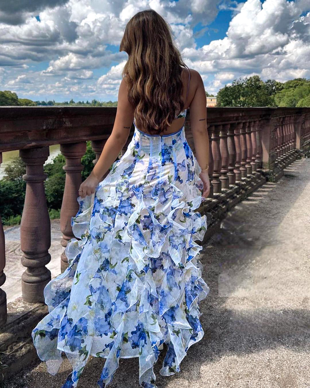 Isra | Vestido Floral con Volantes