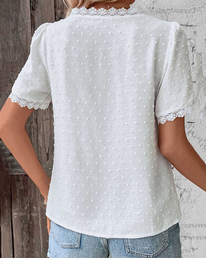 ZOE | Blusa de Encaje con Mangas Cortas y Escote en V
