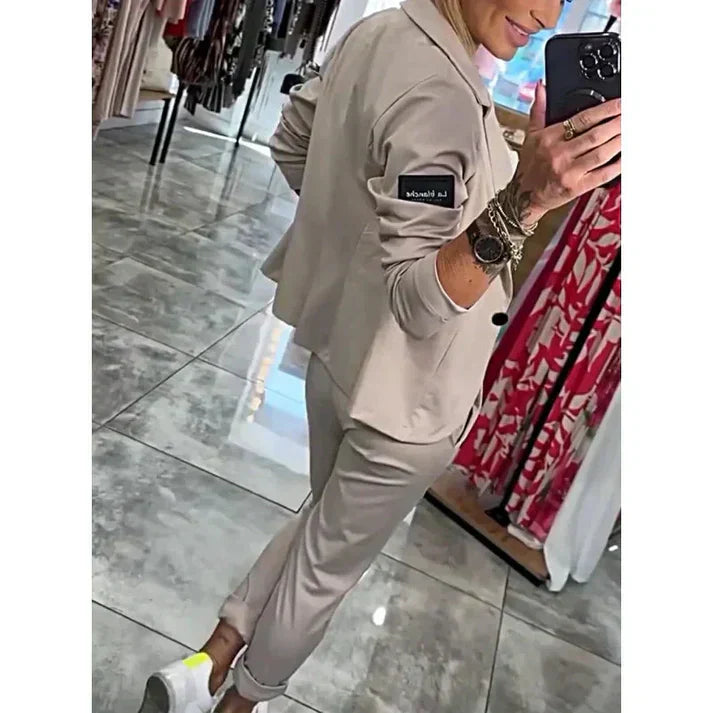 Ariane | Conjunto Elegante de Blazer y Pantalones