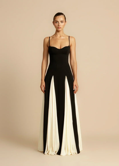 Celia | Vestido Maxi de Volantes en Contraste Elegante