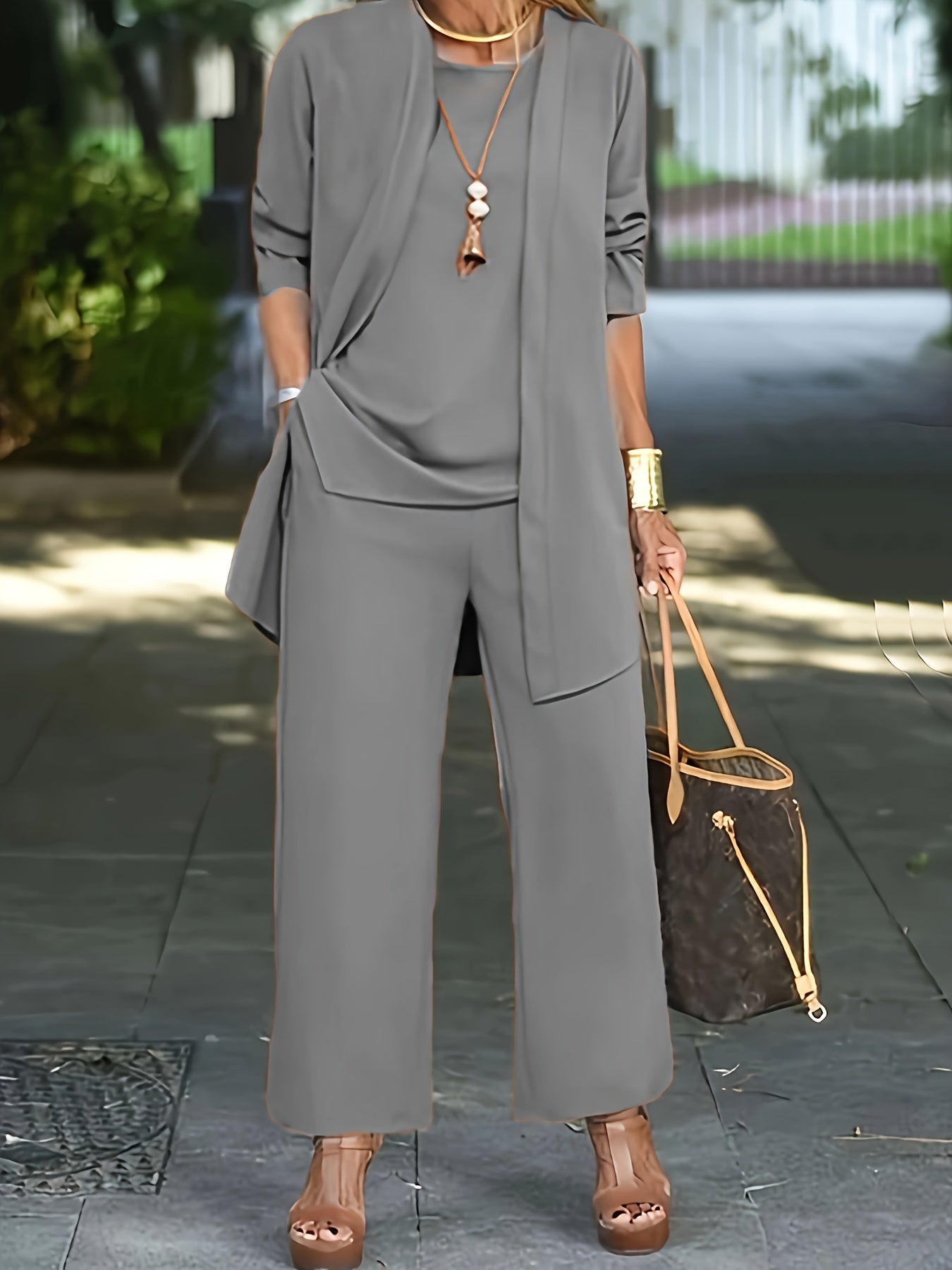 Layla - Conjunto de Tres Piezas Chic y Estiloso