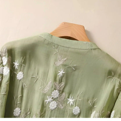 Carmelita – Blusa Transparente Bordada