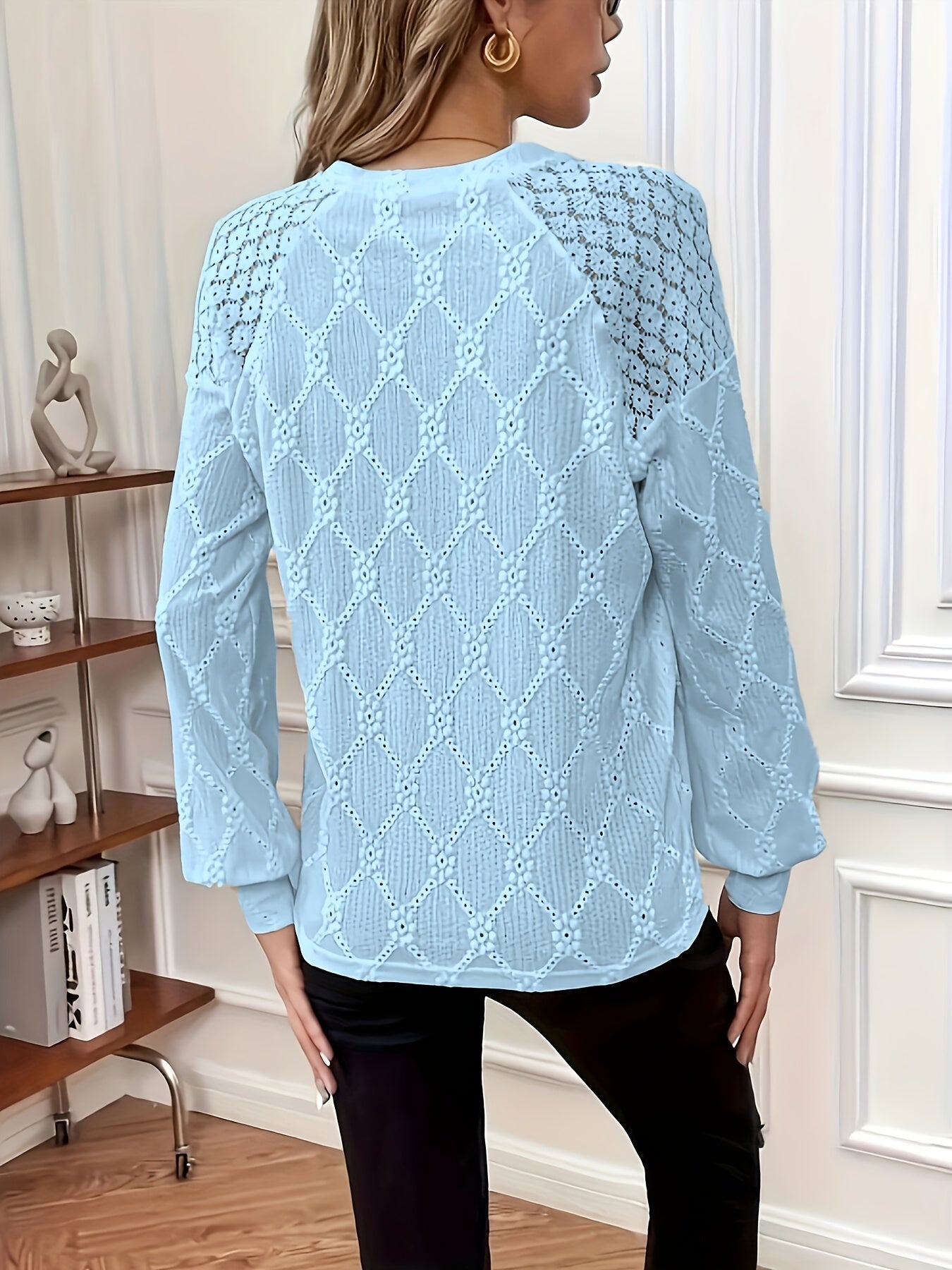 Ivy – Blusa con Detalle de Botones de Ojal