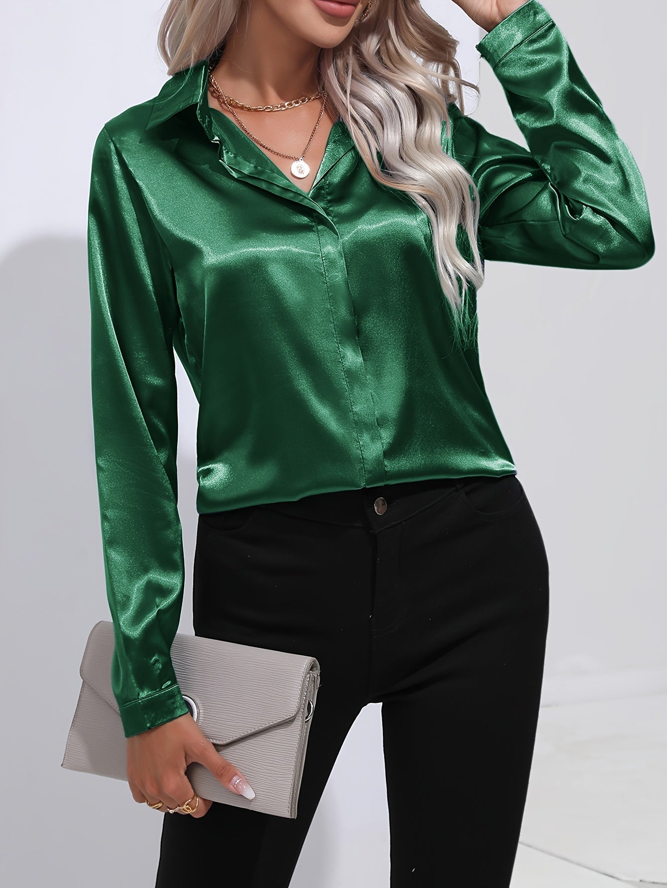 Luna - Blusa Satinada con Botones