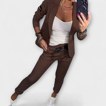 Vionne | Conjunto Elegante de Top, Chaqueta y Pantalones