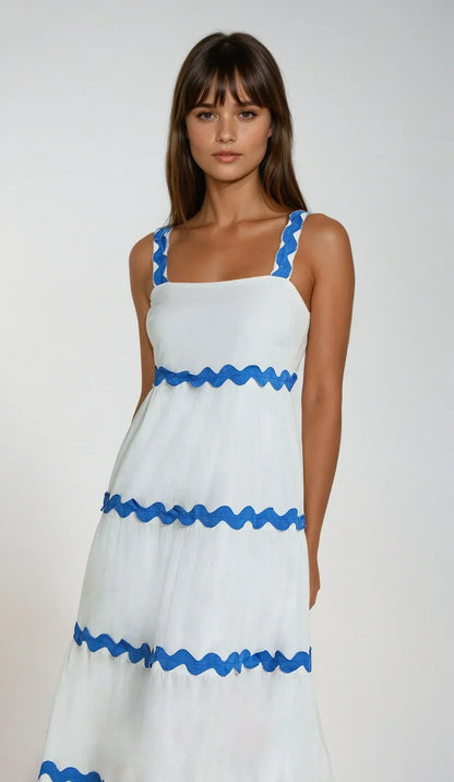 El Vestido Midi Wavy Charm