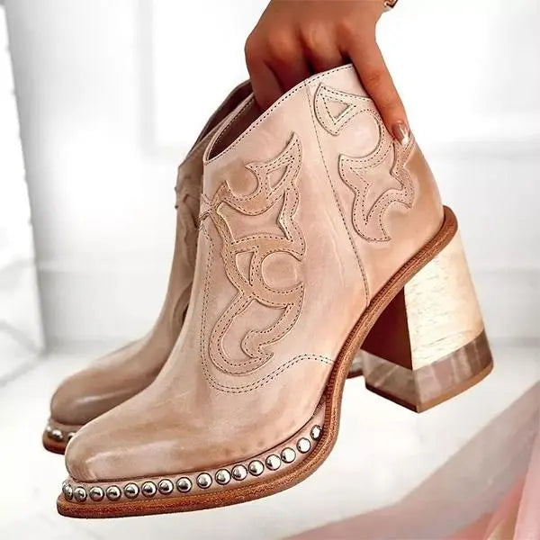 Botas Mi-Montantes Bordadas Norwich