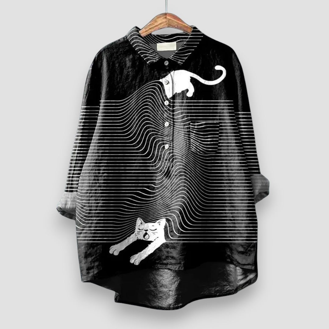 Korelli™ | 2025 – Blusa Gráfica de Gato
