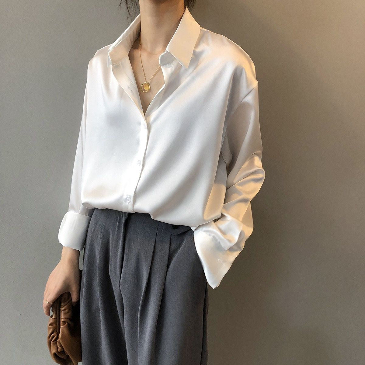 Celine – Blusa Clásica con Botones