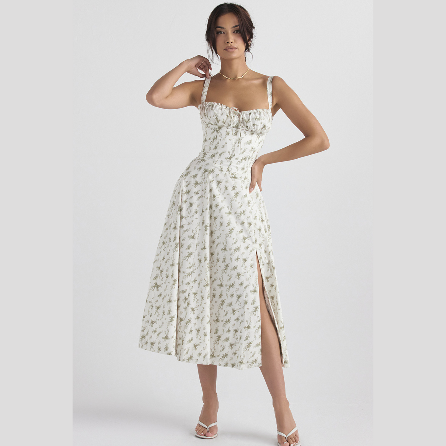 Aviva – Vestido de Fiesta en el Jardín