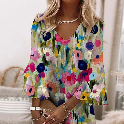 Tabitha - Vestido Mini de Impresión Floral Romántica con Escote en V