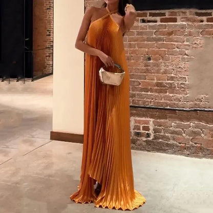 Mira - Vestido largo de halter con pliegues chic