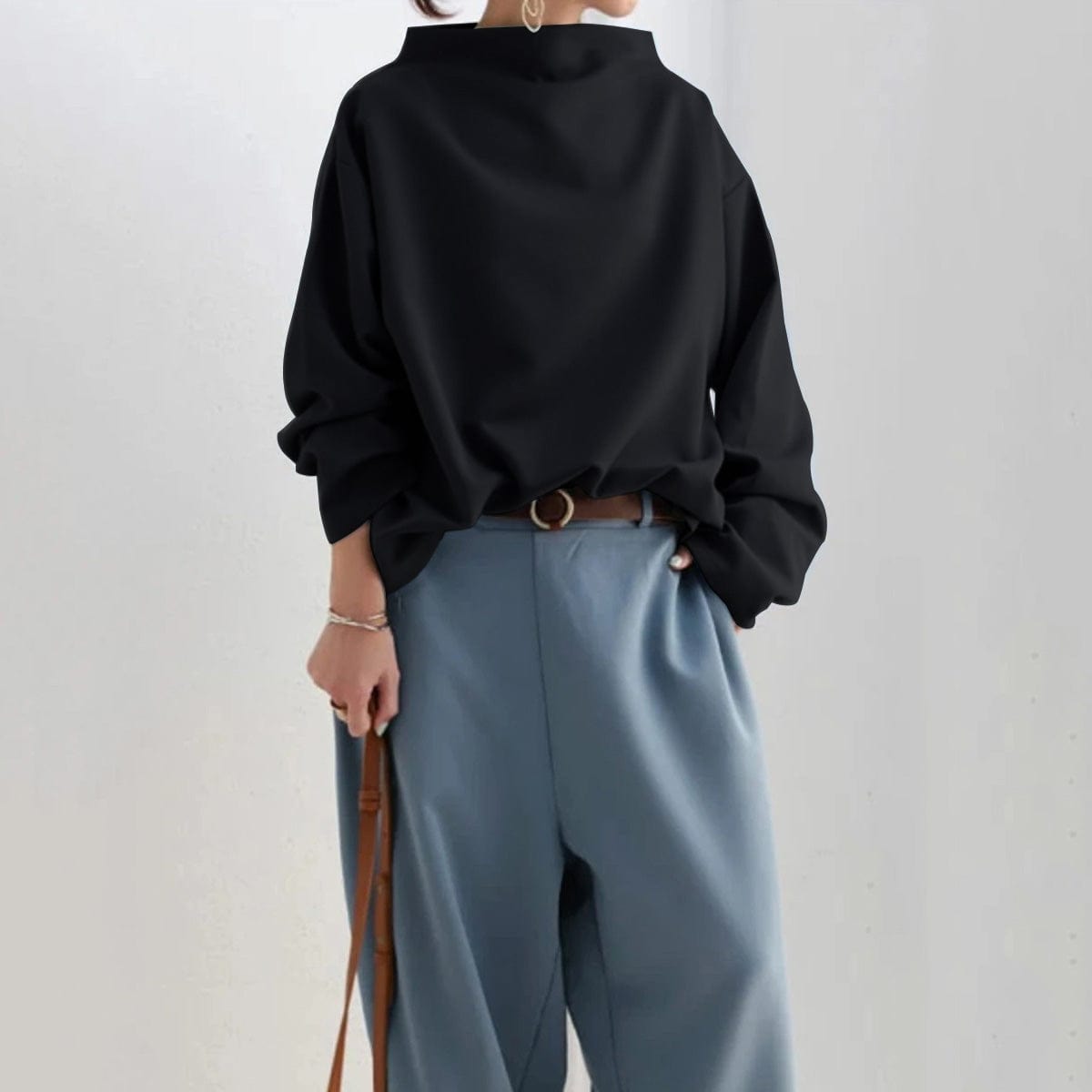 Elly | Top de Punto Suave con Cuello Alto