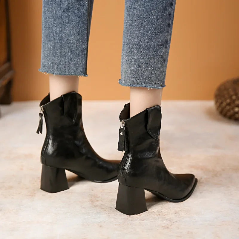 Botines Chelsea con Tacón Alto Vintage