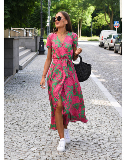 Yasmine | Vestido Elegante con Escote en V