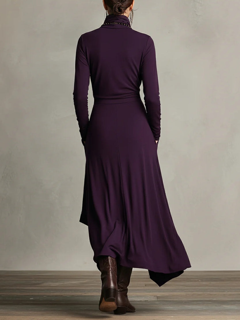 Solmira | Vestido Maxi Plisado Asimétrico con Cuello Alto