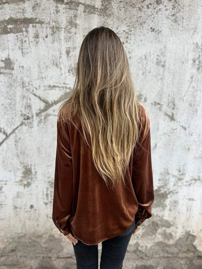 Kaya - Elegante Blusa de Terciopelo