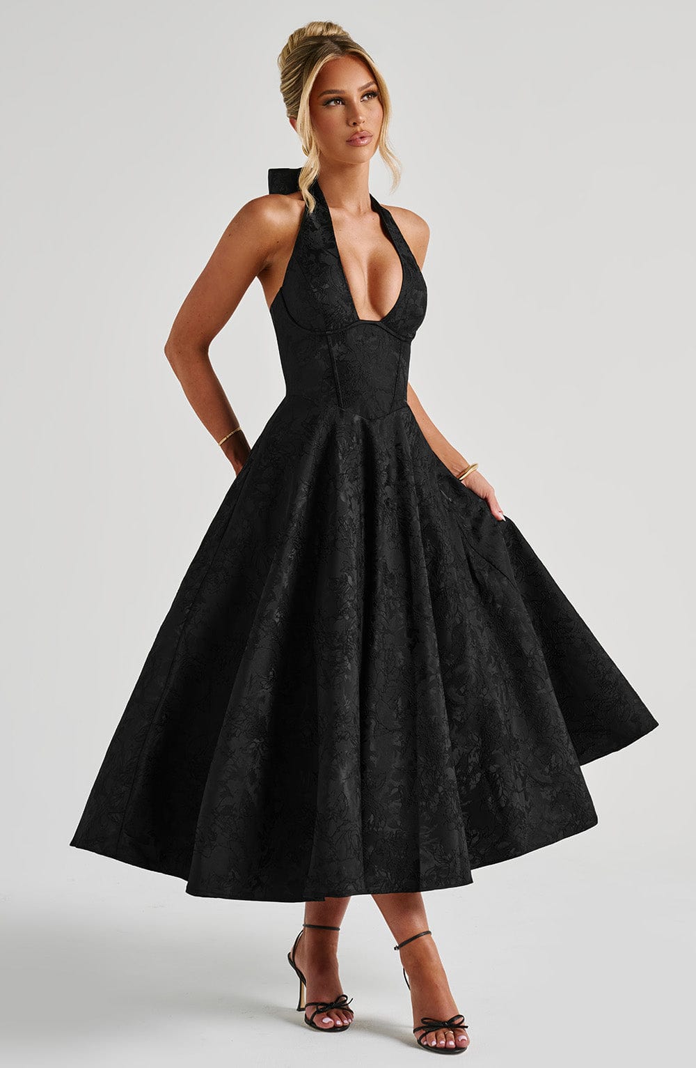 Eulalie - Vestido Sin Espalda Elegante con Escote en V