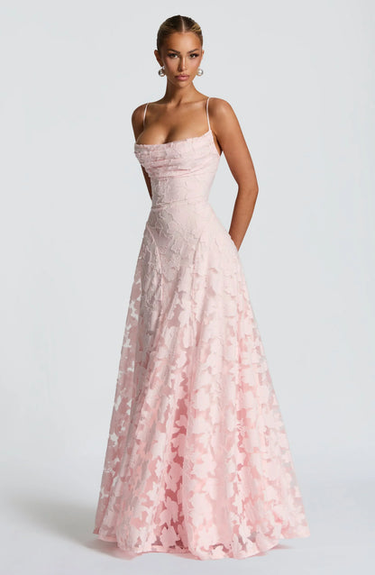 Rubí | Vestido largo elegante de encaje floral