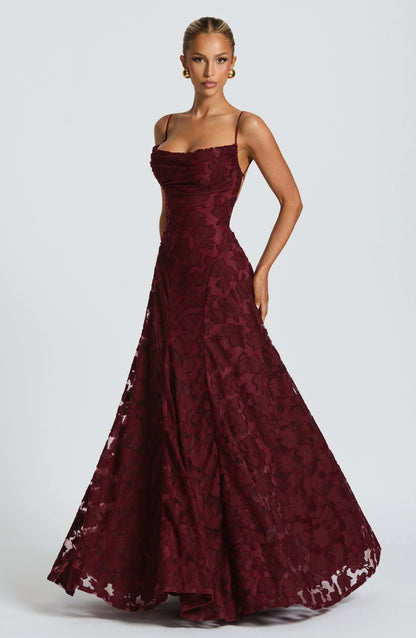 Lucina | Vestido Maxi de Elegancia Refinada