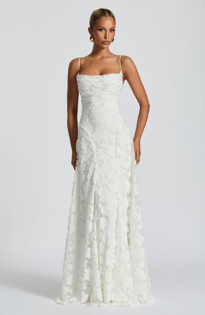 Lucina | Vestido Maxi de Elegancia Refinada