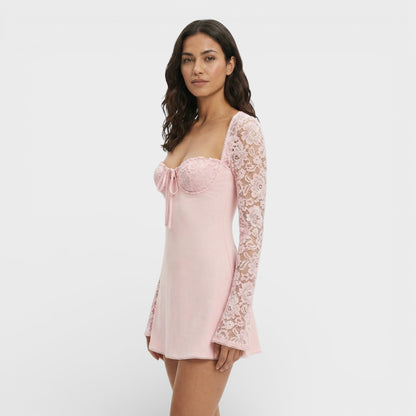 Vestido Mini Encaje Manga Acampanada