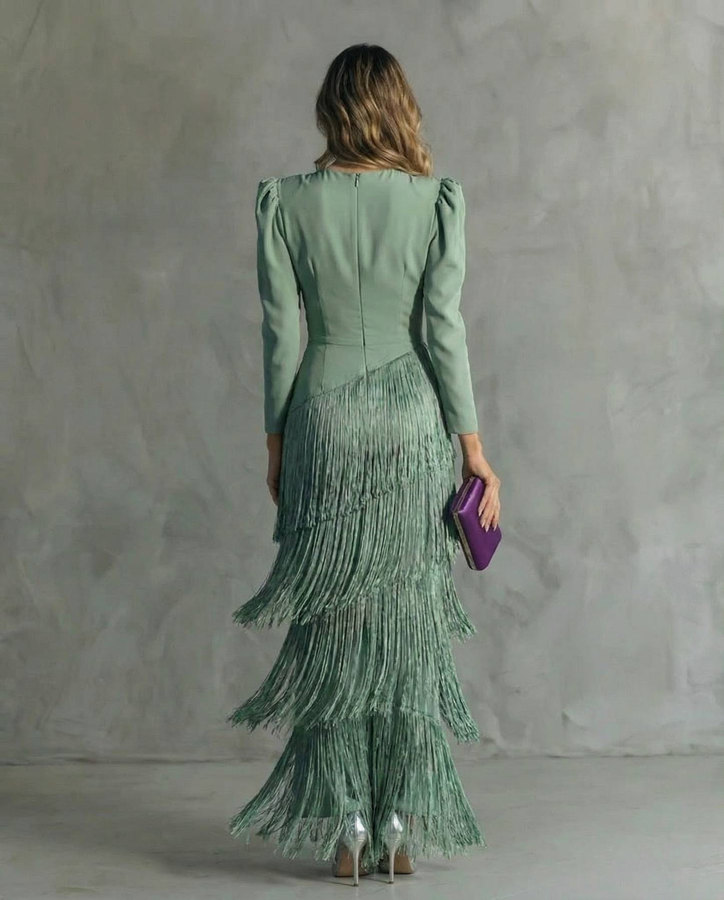 Clara ™ | Vestido Midi Elegante con Mangas de Flecos