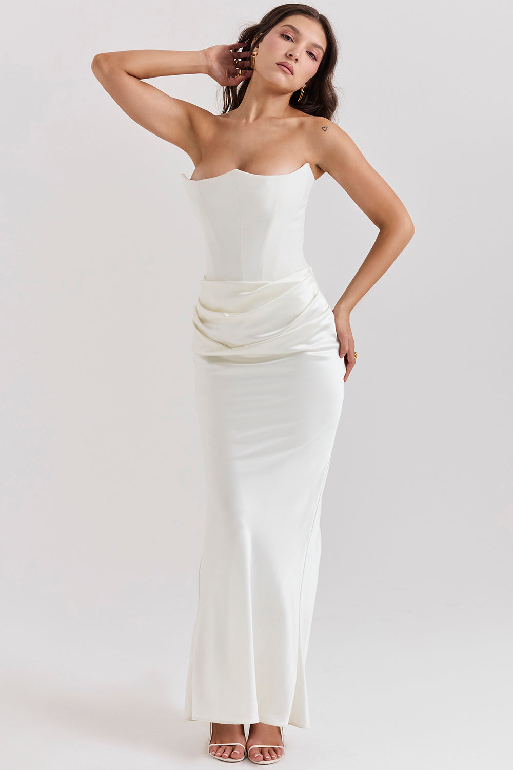 Paloma - Elegante Vestido Maxi Sin Mangas de Satén