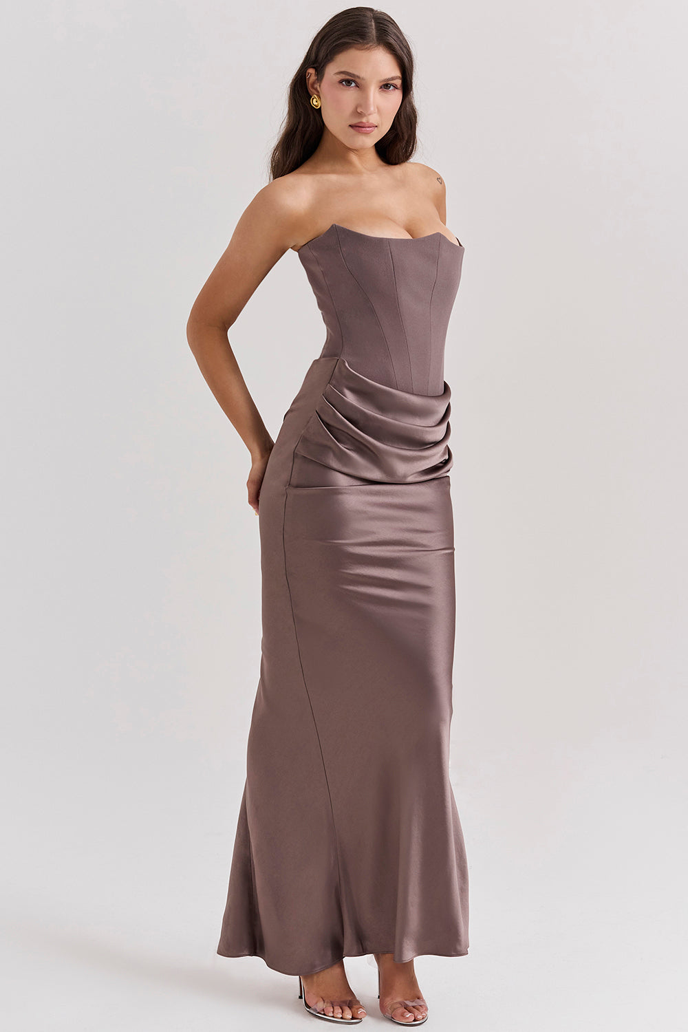 Paloma - Elegante Vestido Maxi Sin Mangas de Satén
